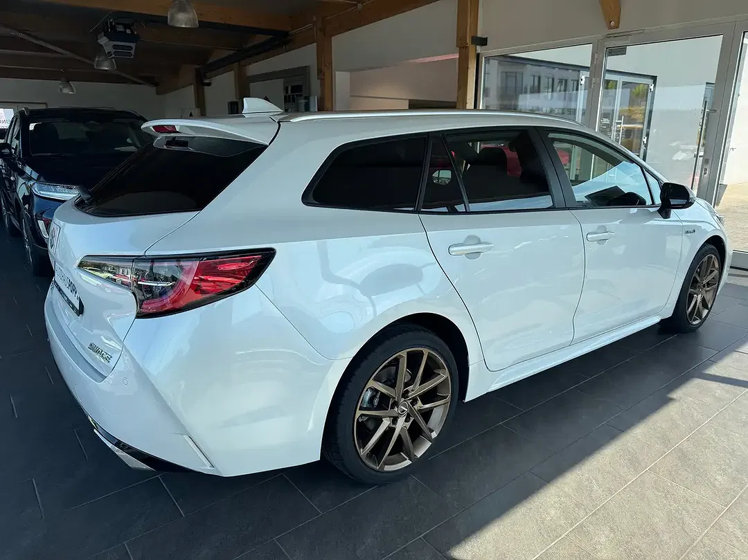 Suzuki Swace Hybrid 1.8 CVT Comfort+ - Thumbnail 3