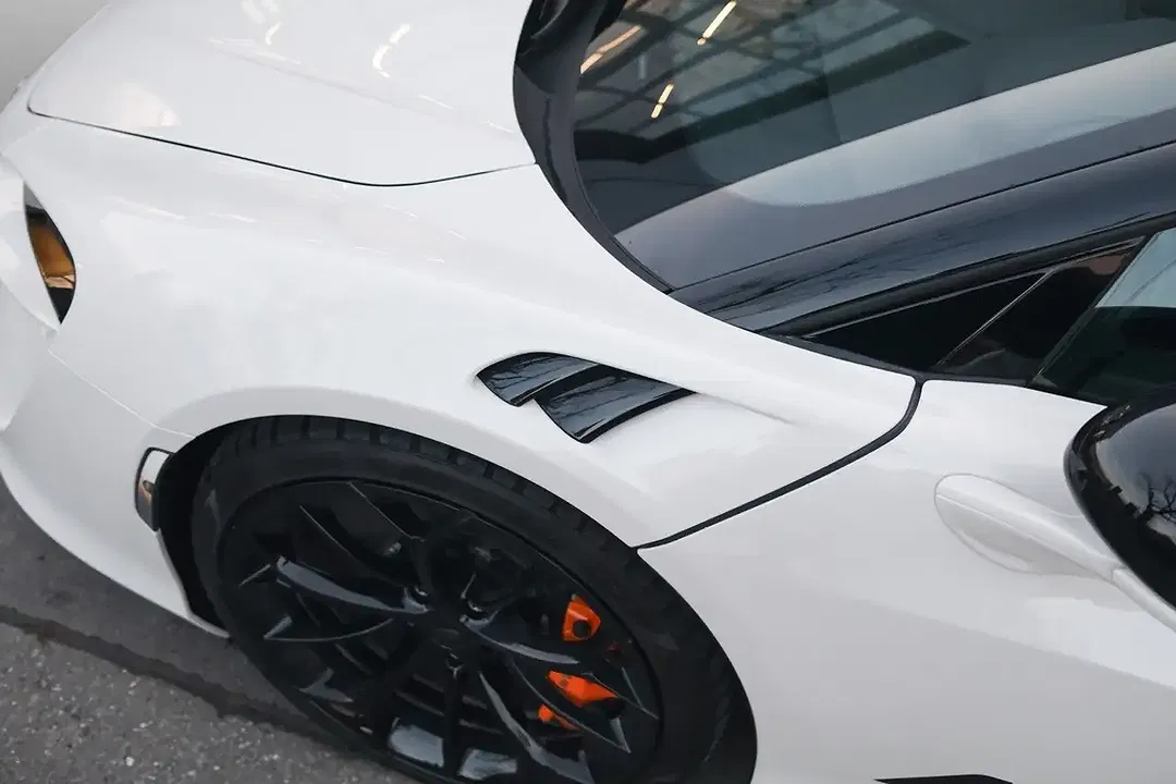 McLaren Artura - Thumbnail 9