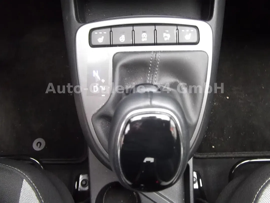 Hyundai i10 AUT Trend - Thumbnail 12