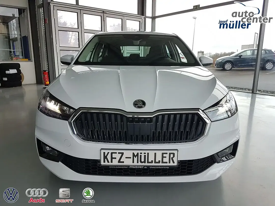 Skoda Fabia - foto 2