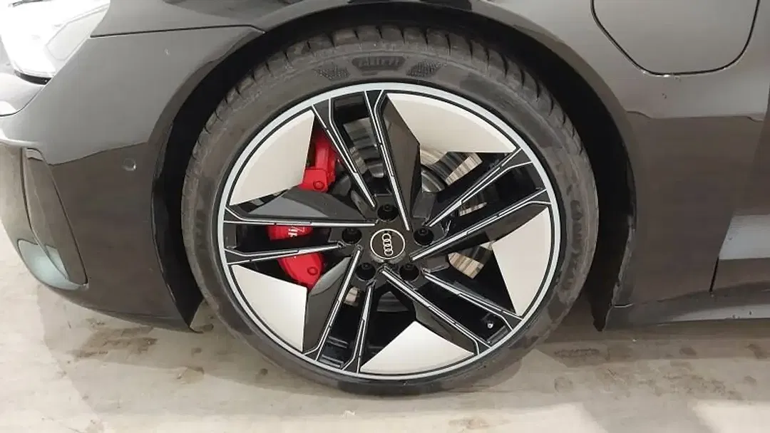 Audi RS e-tron GT quattro Matrix LED plus - foto 15