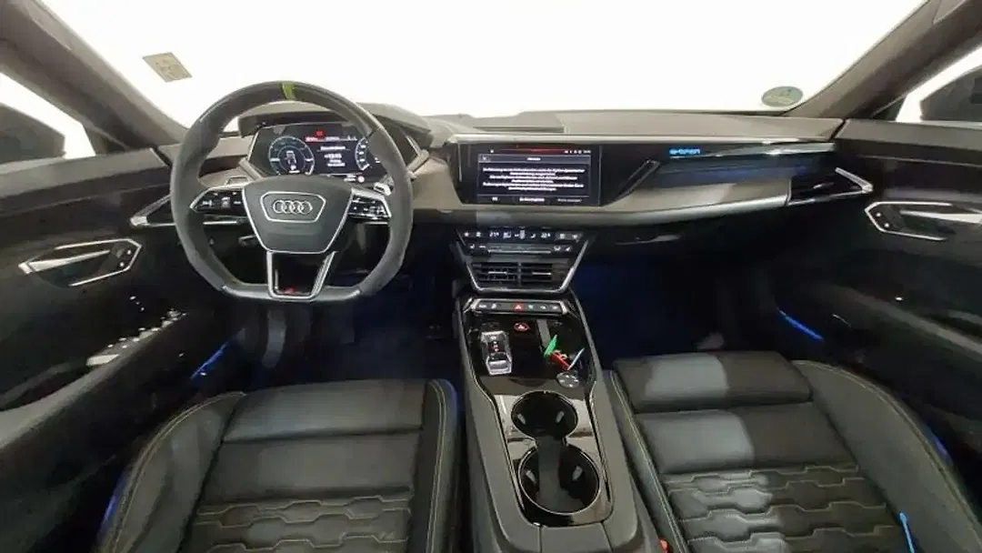 Audi RS e-tron GT quattro Matrix LED plus - Thumbnail 7