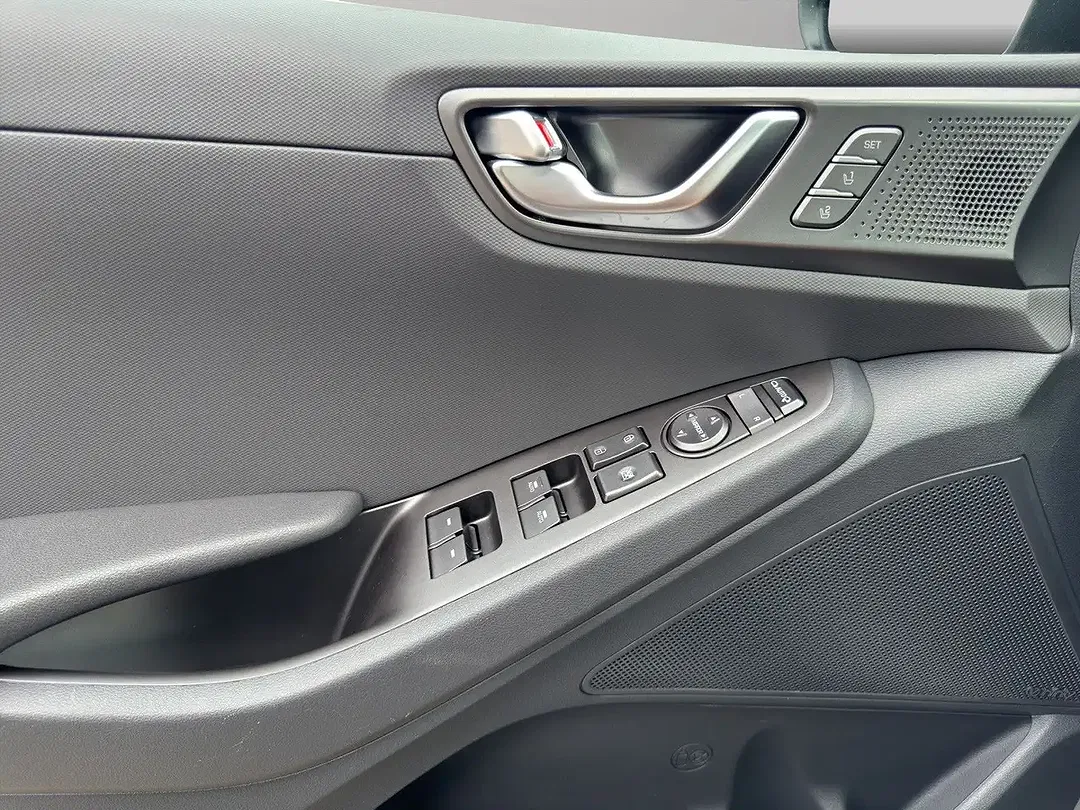 Hyundai IONIQ PHEV Hybrid Prime - Thumbnail 11