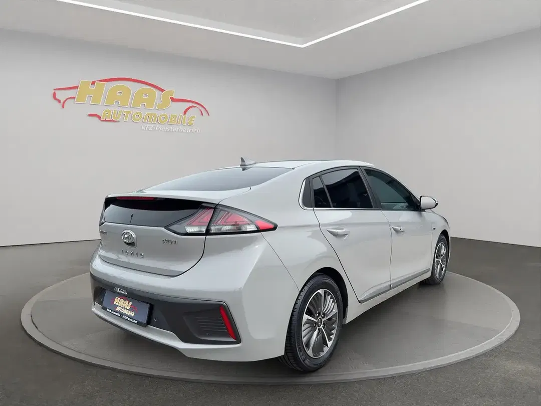 Hyundai IONIQ PHEV Hybrid Prime - Thumbnail 5