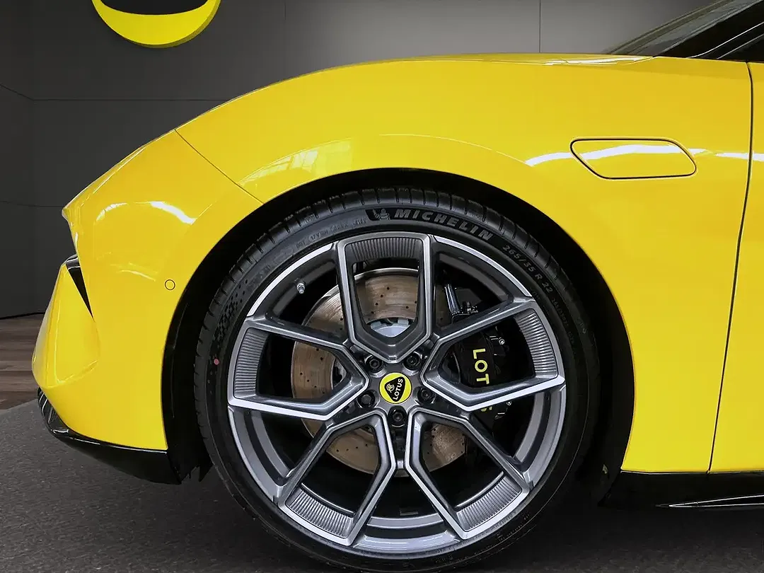 Lotus Emeya S - Thumbnail 11