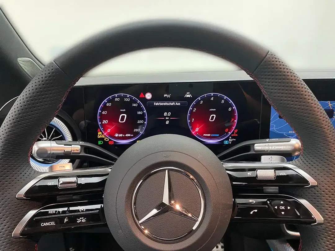 Mercedes-Benz CLA 200 AMG - Thumbnail 9
