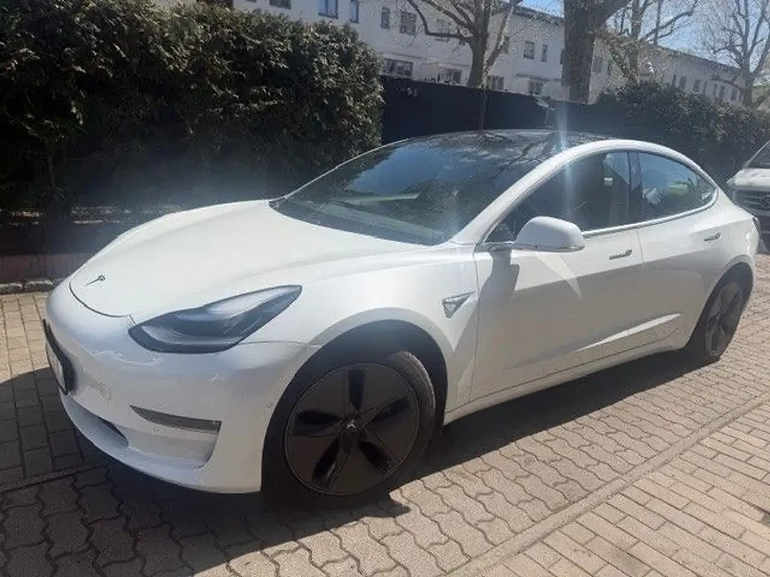 Tesla Model 3 AWD Dual Motor Long Range - Afbeelding 1