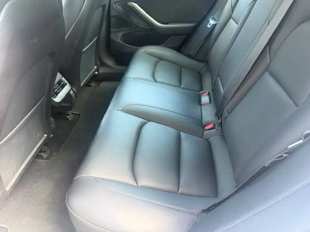 Tesla Model 3 AWD Dual Motor Long Range - Thumbnail 7