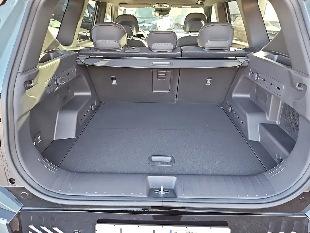 Kia EV5 GT-Line Launch Edition - Thumbnail 12