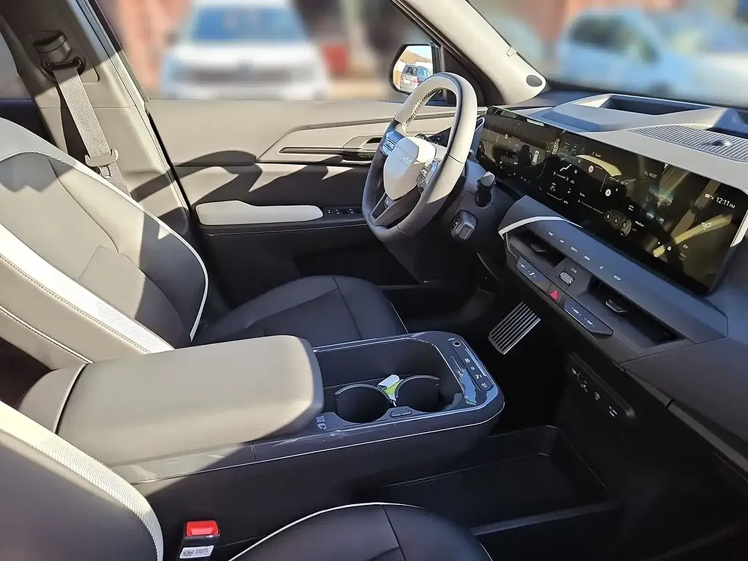 Kia EV5 GT-Line Launch Edition - Thumbnail 14