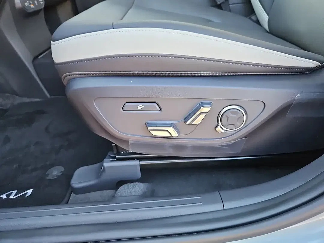 Kia EV5 GT-Line Launch Edition - Thumbnail 7