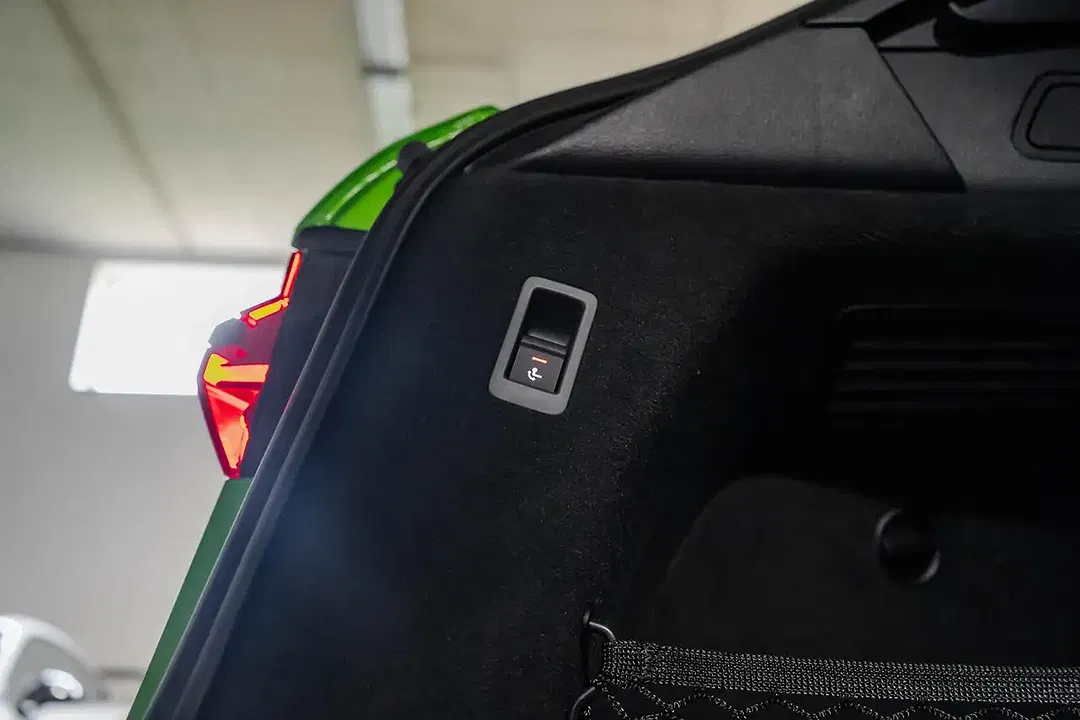Audi RS6 4.0 TFSI quattro - Thumbnail 10