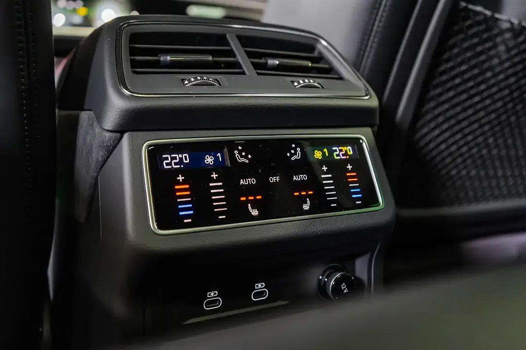 Audi RS6 4.0 TFSI quattro - Thumbnail 18