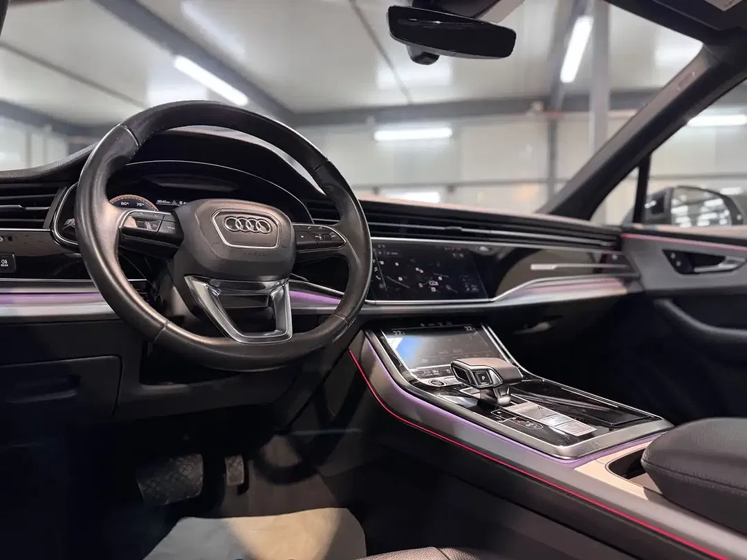 Audi Q7 55 TFSI e Matrix LED - Thumbnail 10
