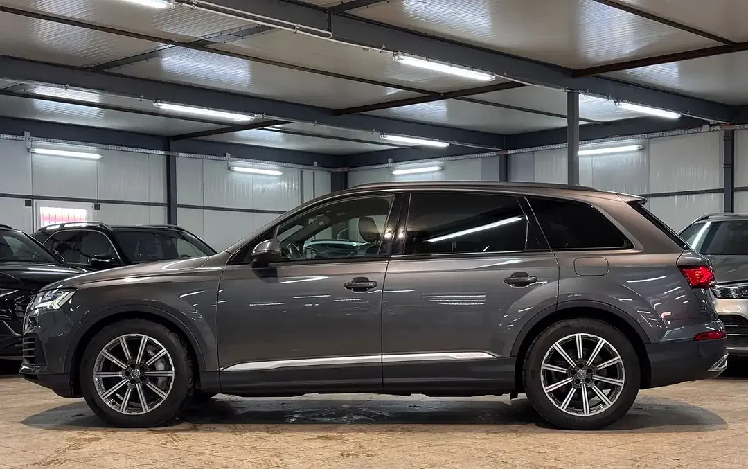 Audi Q7 55 TFSI e Matrix LED - Thumbnail 4