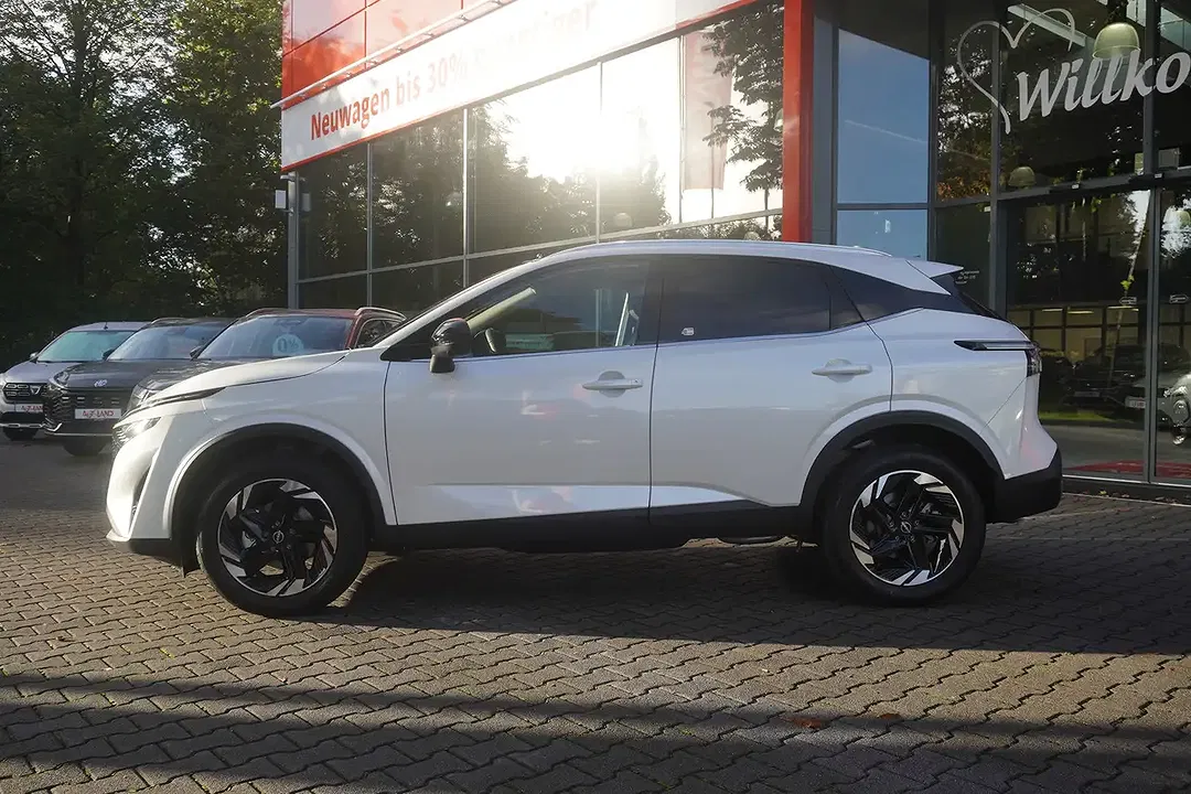 Nissan Qashqai 1.3 DIG-T AUT N-Connecta - Thumbnail 7