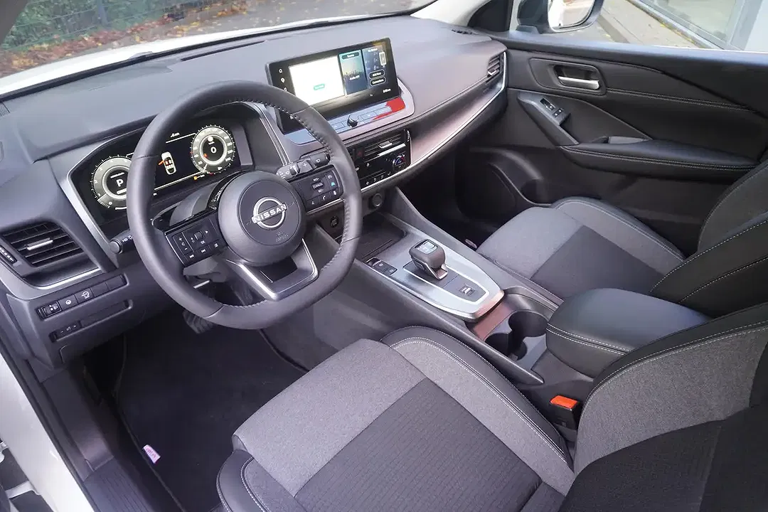 Nissan Qashqai 1.3 DIG-T AUT N-Connecta - Thumbnail 8