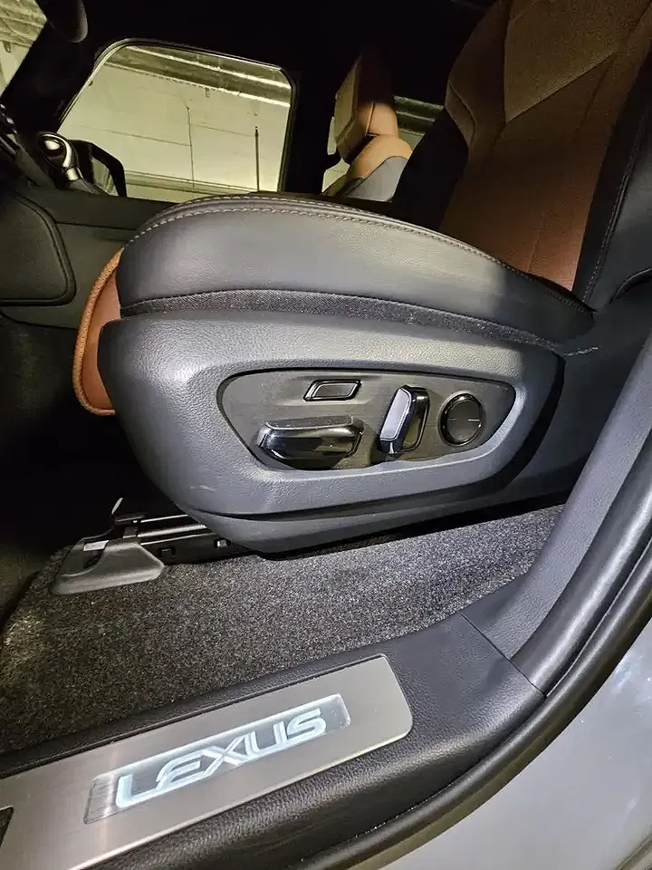 Lexus GX 550 - Thumbnail 13