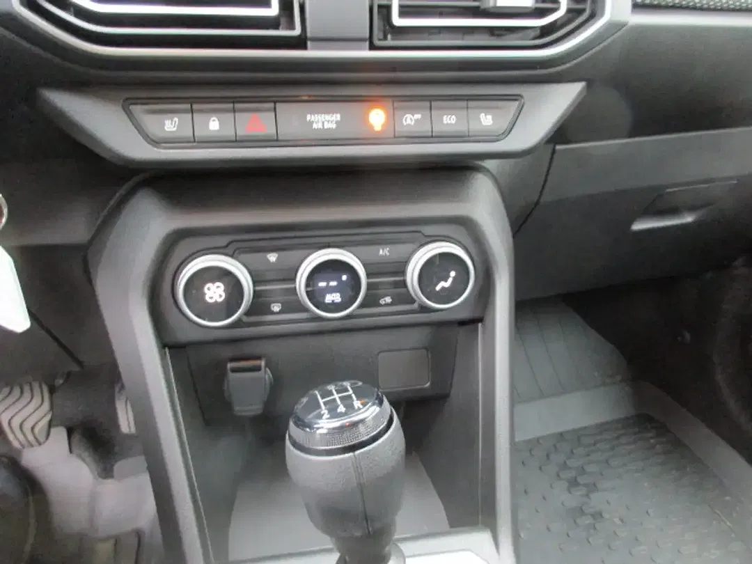 Dacia Logan TCe Expression - Thumbnail 11