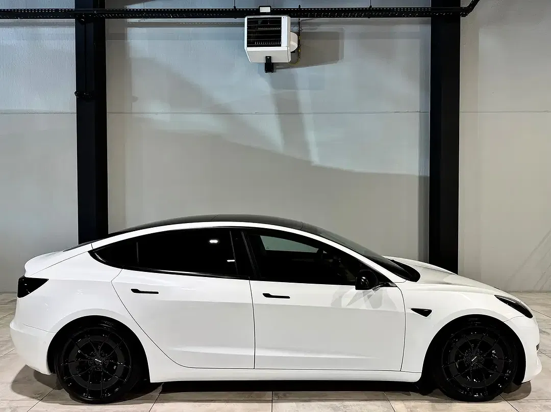 Tesla Model 3 Standard Range Plus - Thumbnail 7