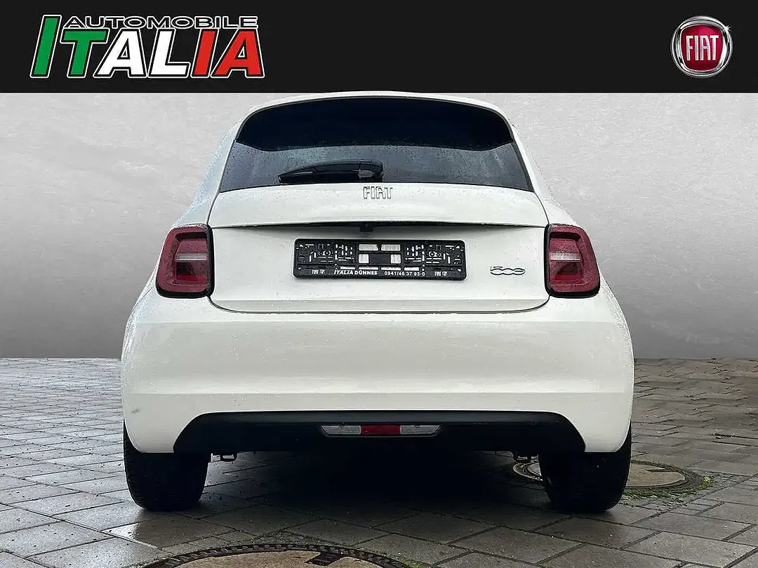Fiat 500e Icon - Thumbnail 4