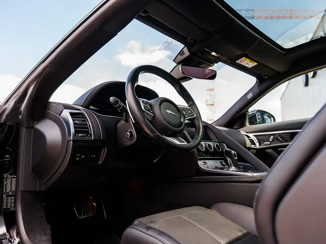 Jaguar F-Type P300 2.0 Coupe Premium - Thumbnail 14