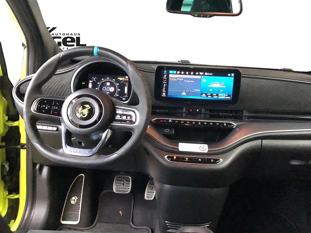 Abarth 500e Scorpionissima - Thumbnail 9