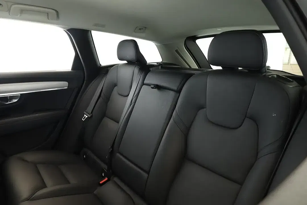 Volvo V90 T6 AWD Recharge Core - Thumbnail 12