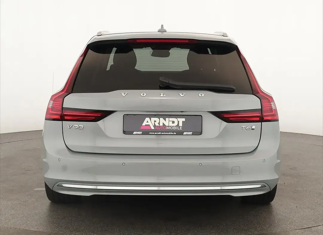 Volvo V90 T6 AWD Recharge Core - Thumbnail 6