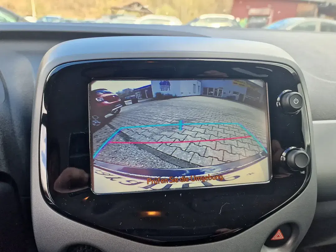 Toyota Aygo - Thumbnail 11