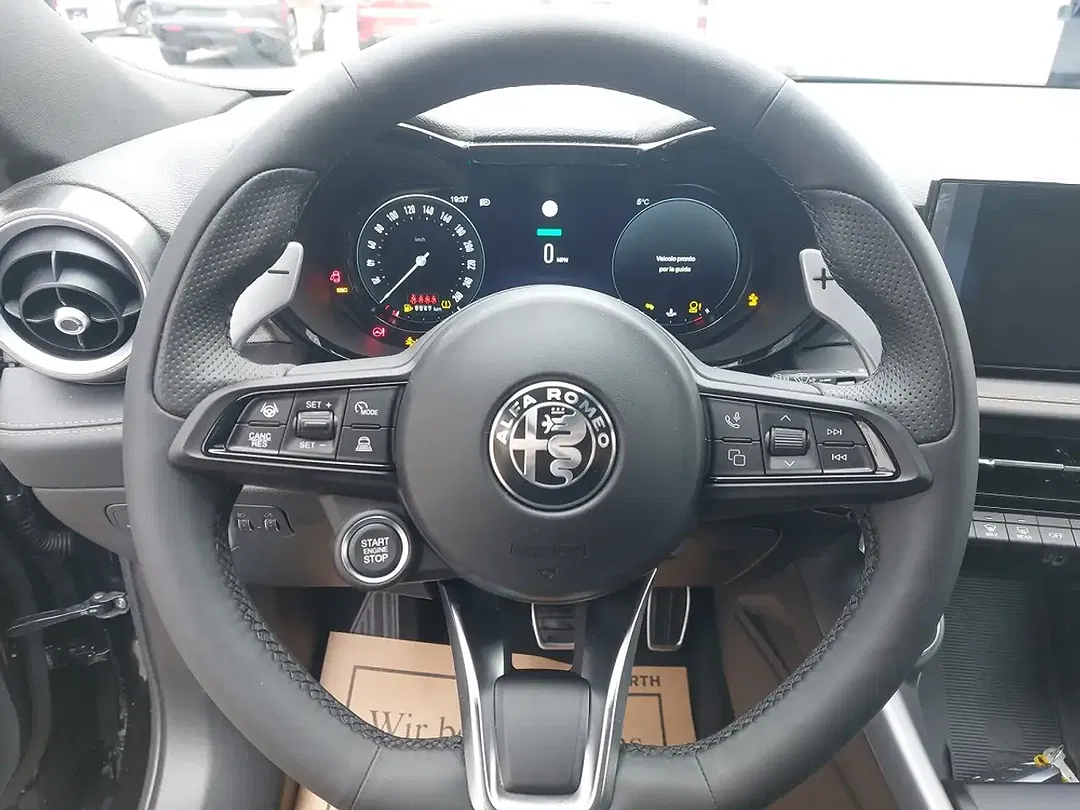 Alfa Romeo Tonale 1.5 Ibrida Ti - Thumbnail 12