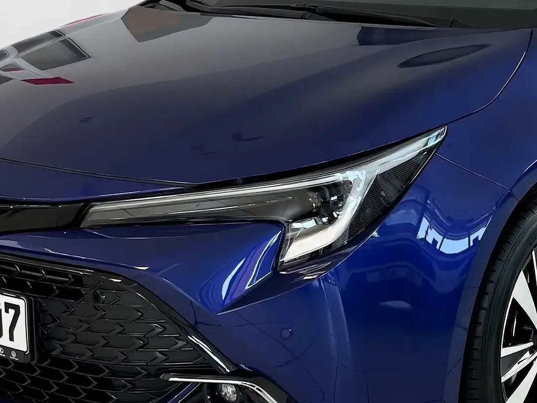 Toyota Corolla - Thumbnail 14