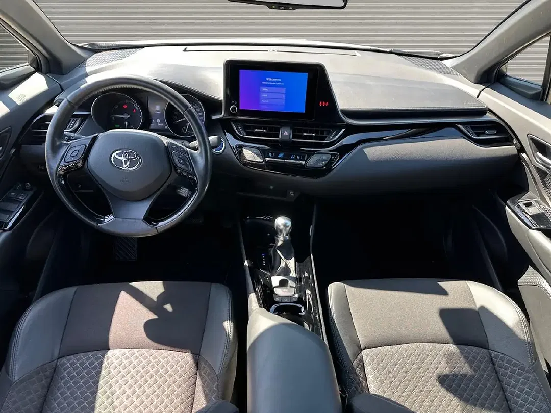 Toyota C-HR Hybrid Team Deutschland - Thumbnail 10
