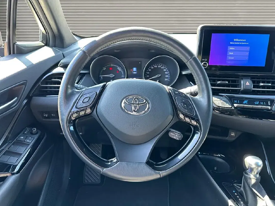 Toyota C-HR Hybrid Team Deutschland - Thumbnail 11