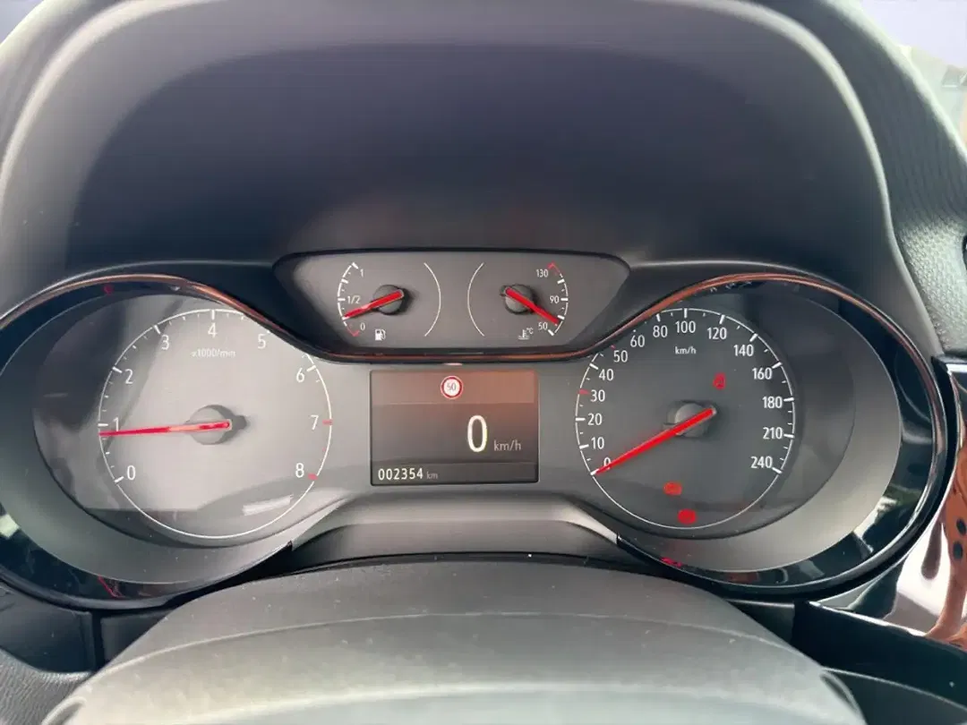 Opel Corsa 1.2 Turbo - foto 15