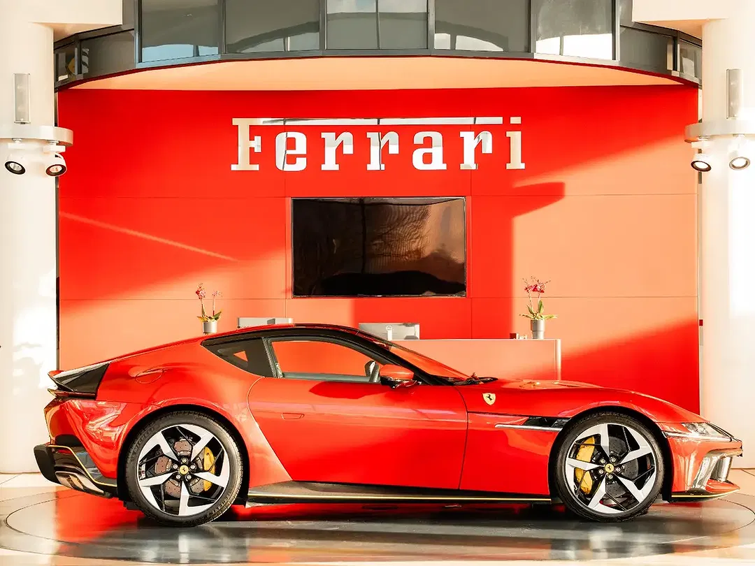 Ferrari 12 Cilindri - Thumbnail 8