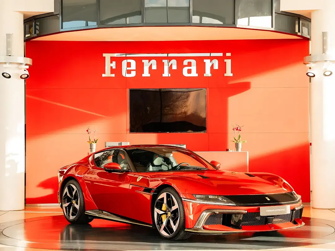 Ferrari 12 Cilindri - Thumbnail 9