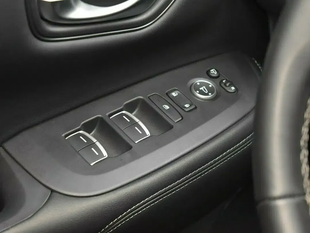 Honda ZR-V e:HEV Sport - Thumbnail 12