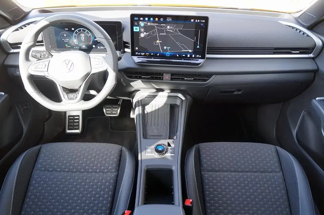 Volkswagen T-Roc 1.5 eTSI R-Line Black Edition - Thumbnail 10