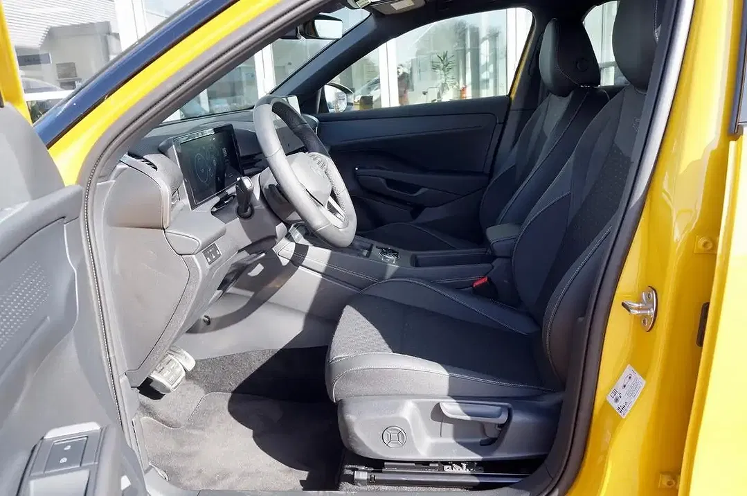 Volkswagen T-Roc 1.5 eTSI R-Line Black Edition - Thumbnail 7