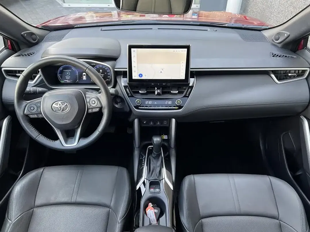 Toyota Corolla Cross Hybrid Premium - Thumbnail 13