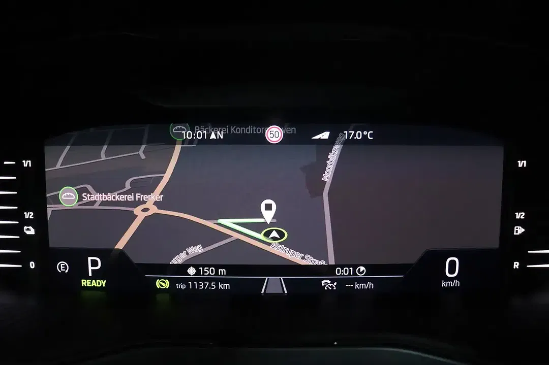 Skoda Superb iV Combi Ambition - Thumbnail 14