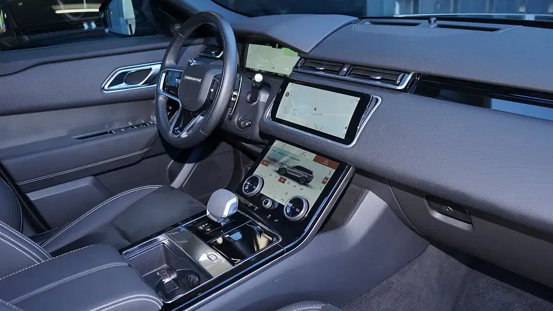 Land Rover Range Rover Velar P400e 4x4 PHEV - Thumbnail 5