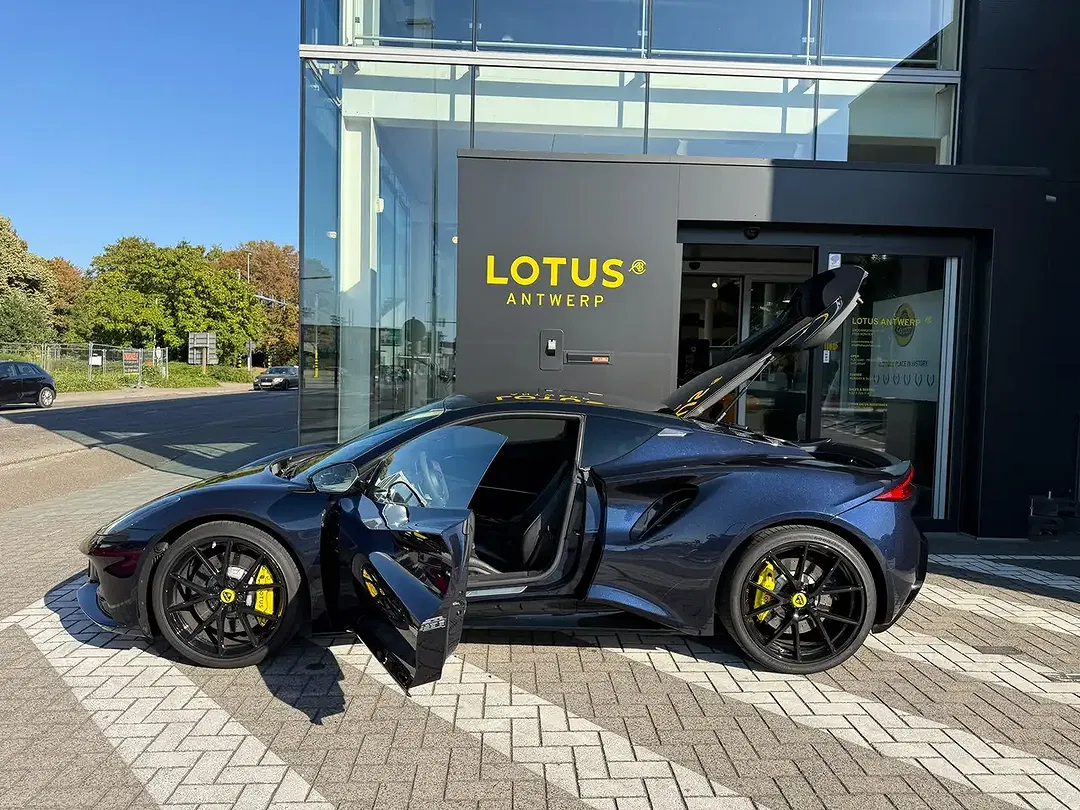 Lotus Emira 2.0 Turbo SE - Thumbnail 10