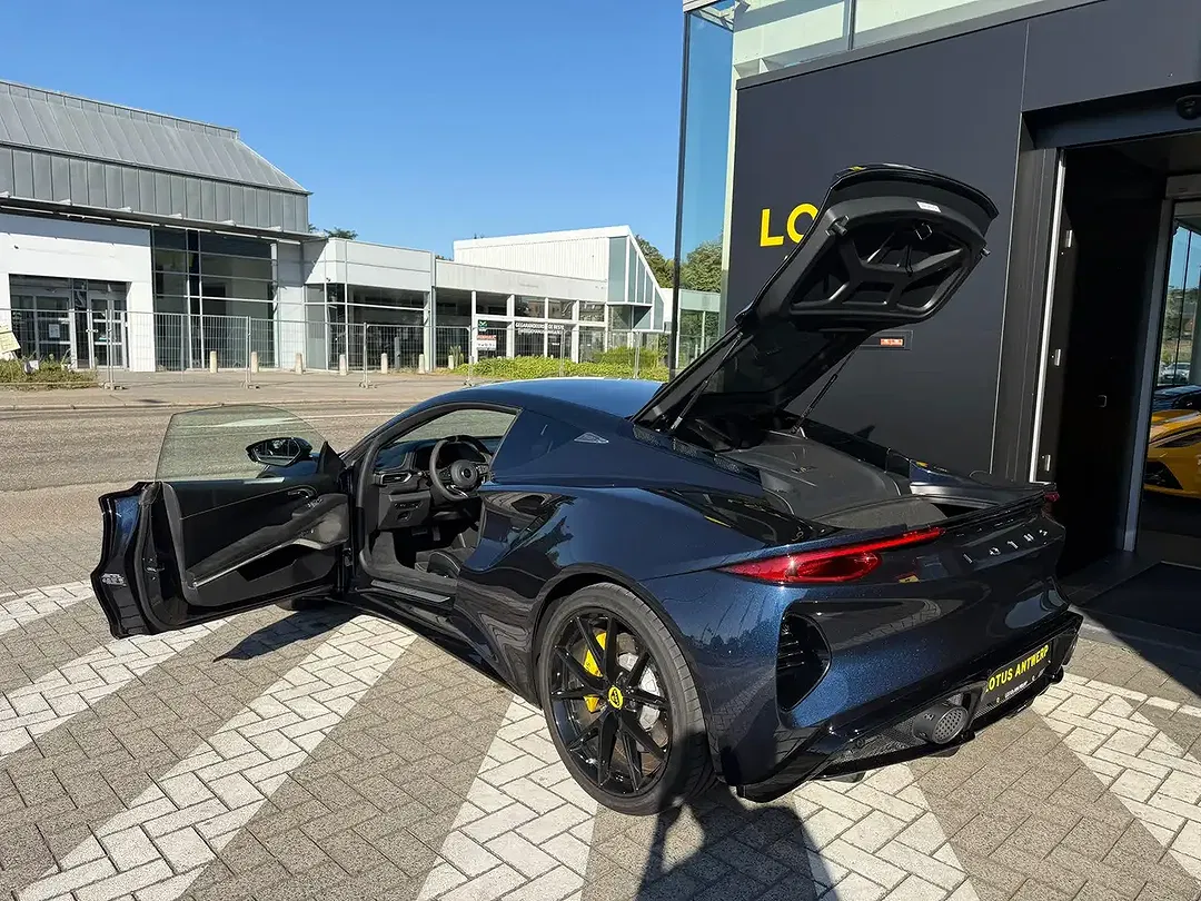 Lotus Emira 2.0 Turbo SE - Thumbnail 11