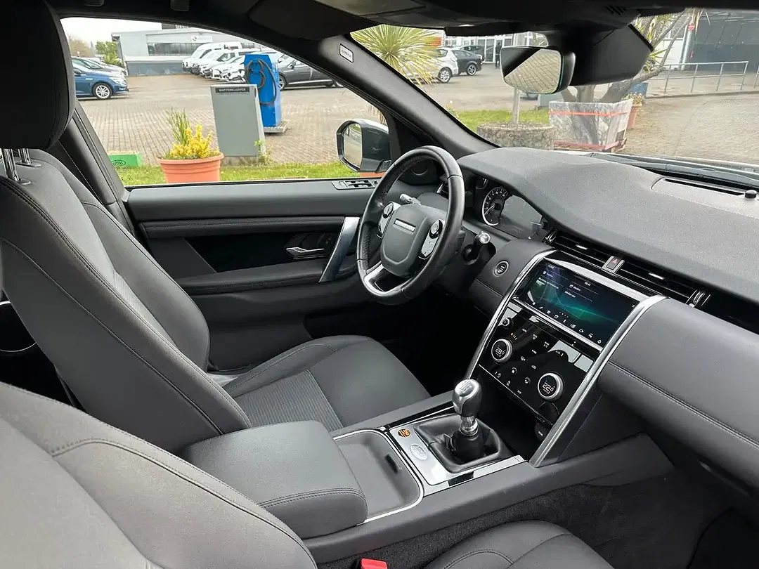 Land Rover Discovery Sport - Thumbnail 14