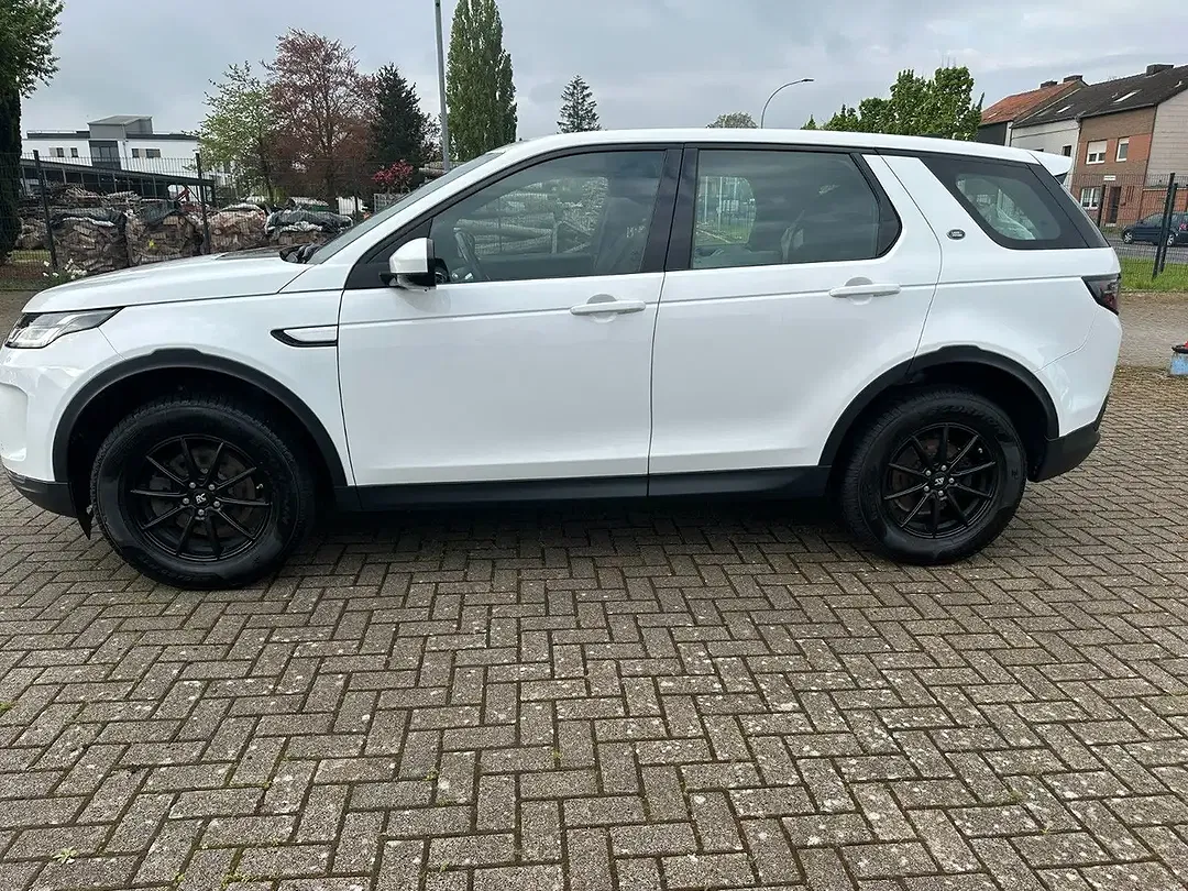 Land Rover Discovery Sport - Thumbnail 7