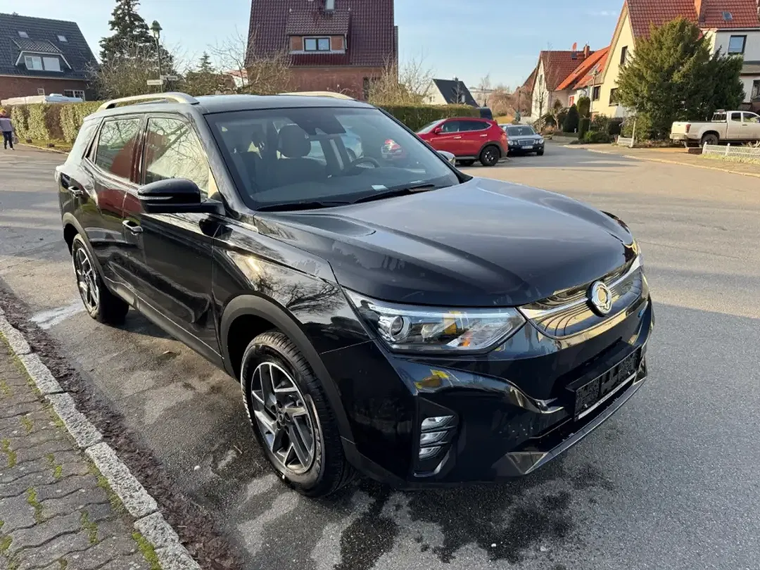 KGM Korando - Thumbnail 18