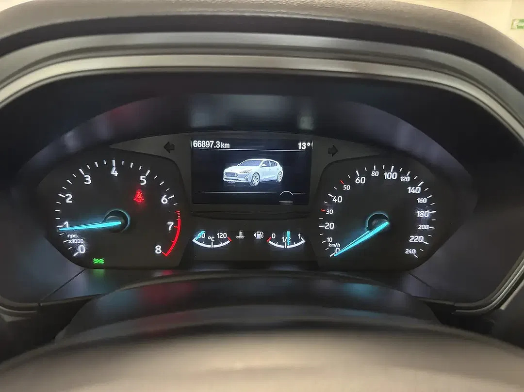 Ford Focus 1.0 EcoBoost - Thumbnail 5