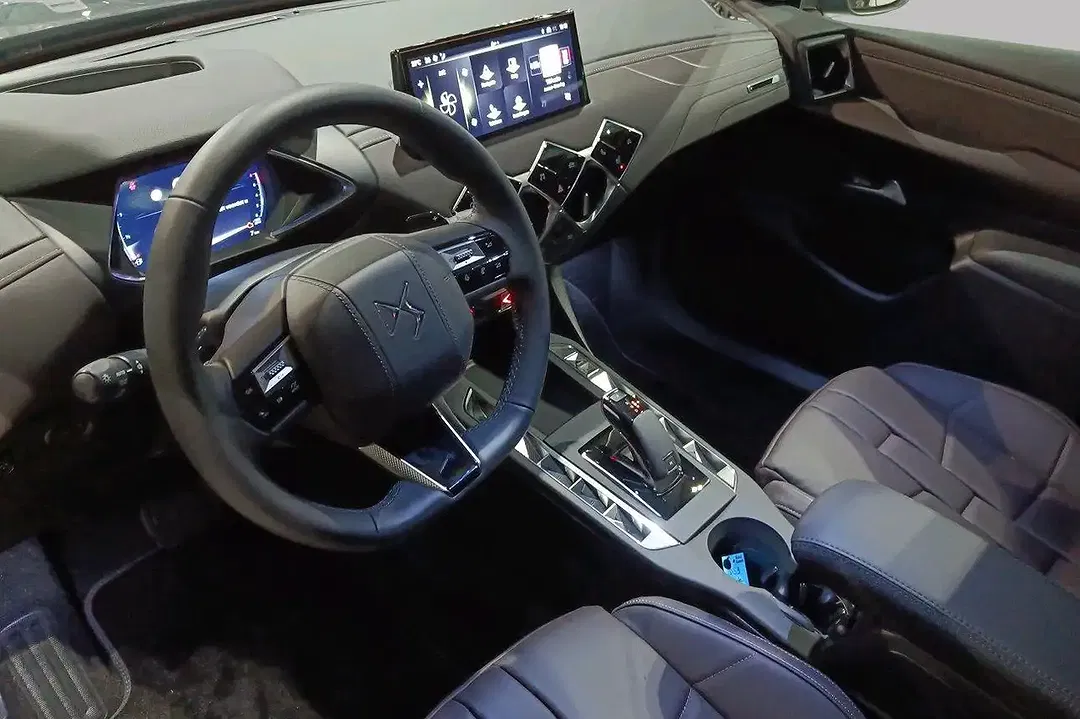 DS Automobiles DS 3 Crossback - Thumbnail 8